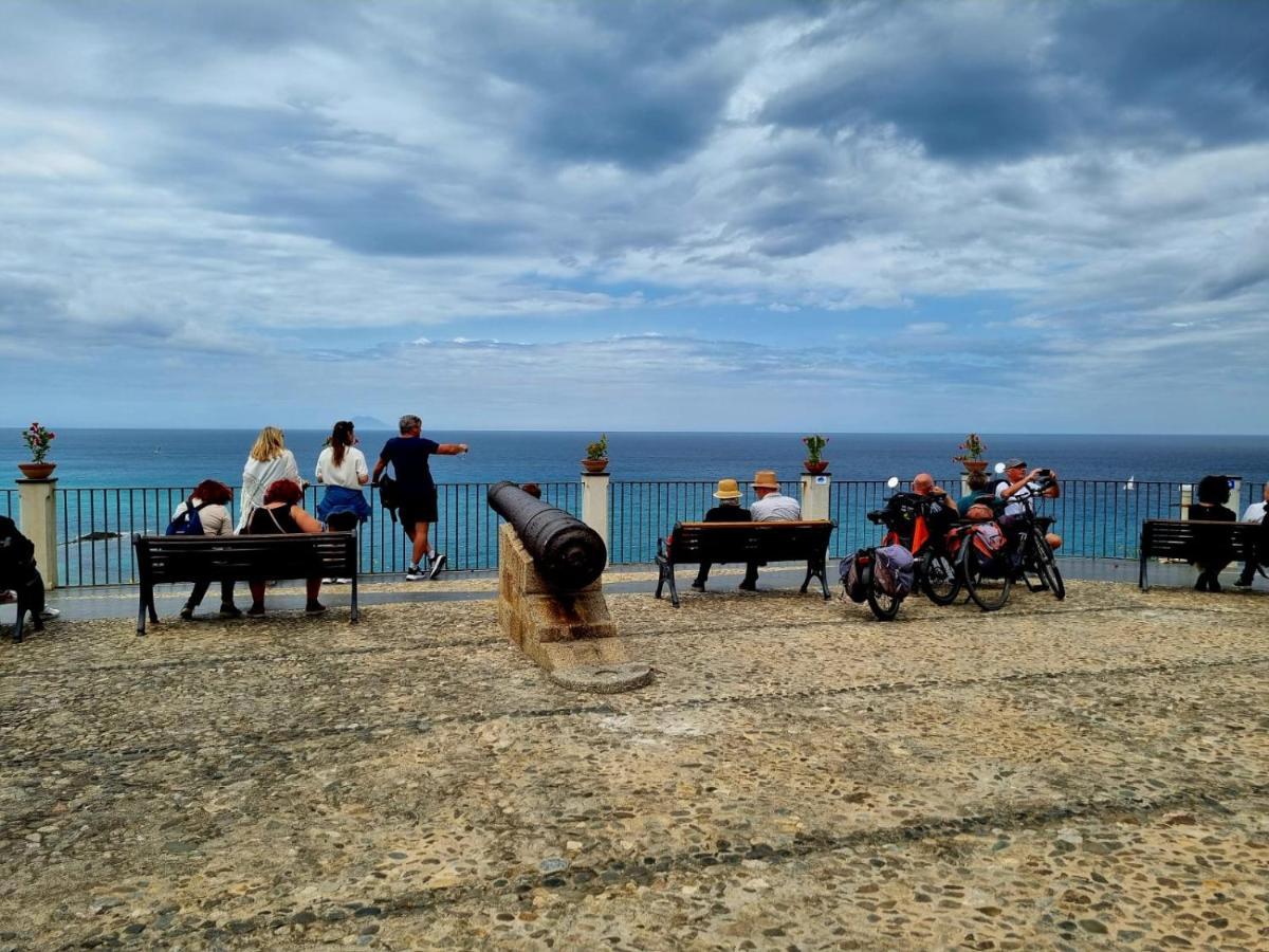 B&B Kamalei Tropea Buitenkant foto
